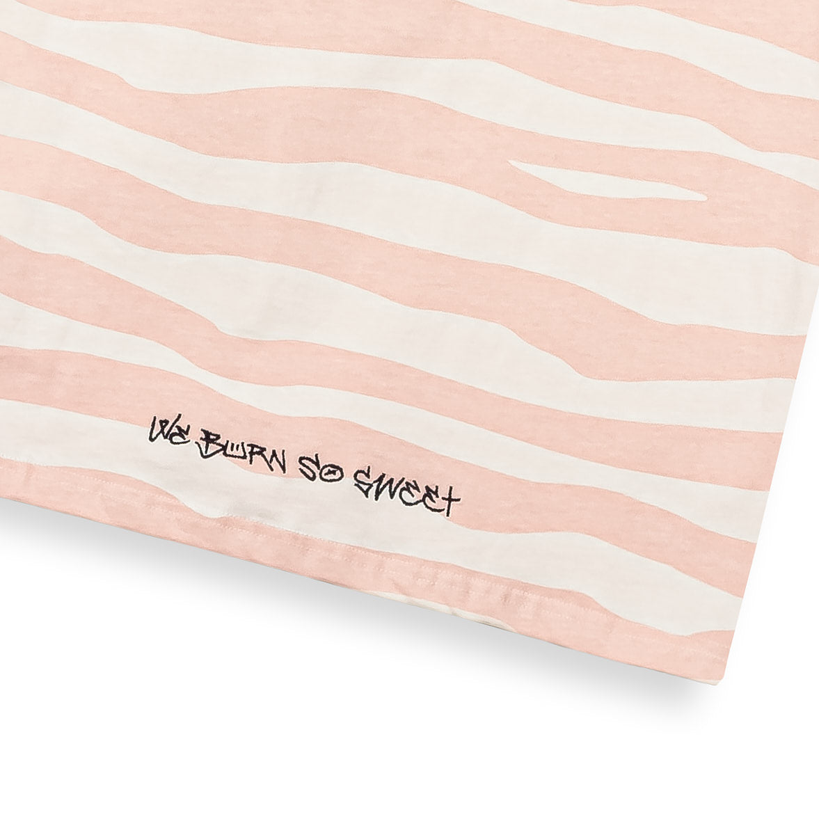 THE SHELTER ALL OVER PRINT REGULAR TEE PINK