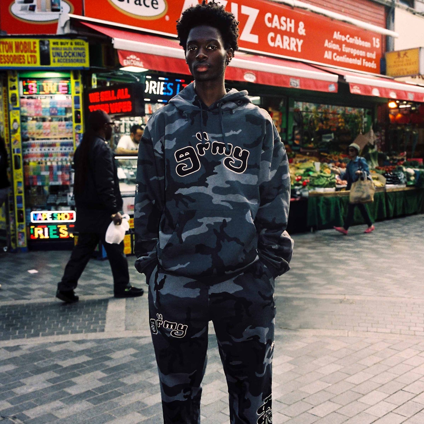 ALL OVER PRINT TUSKER TEMPLE VINTAGE HOODIE BLACK