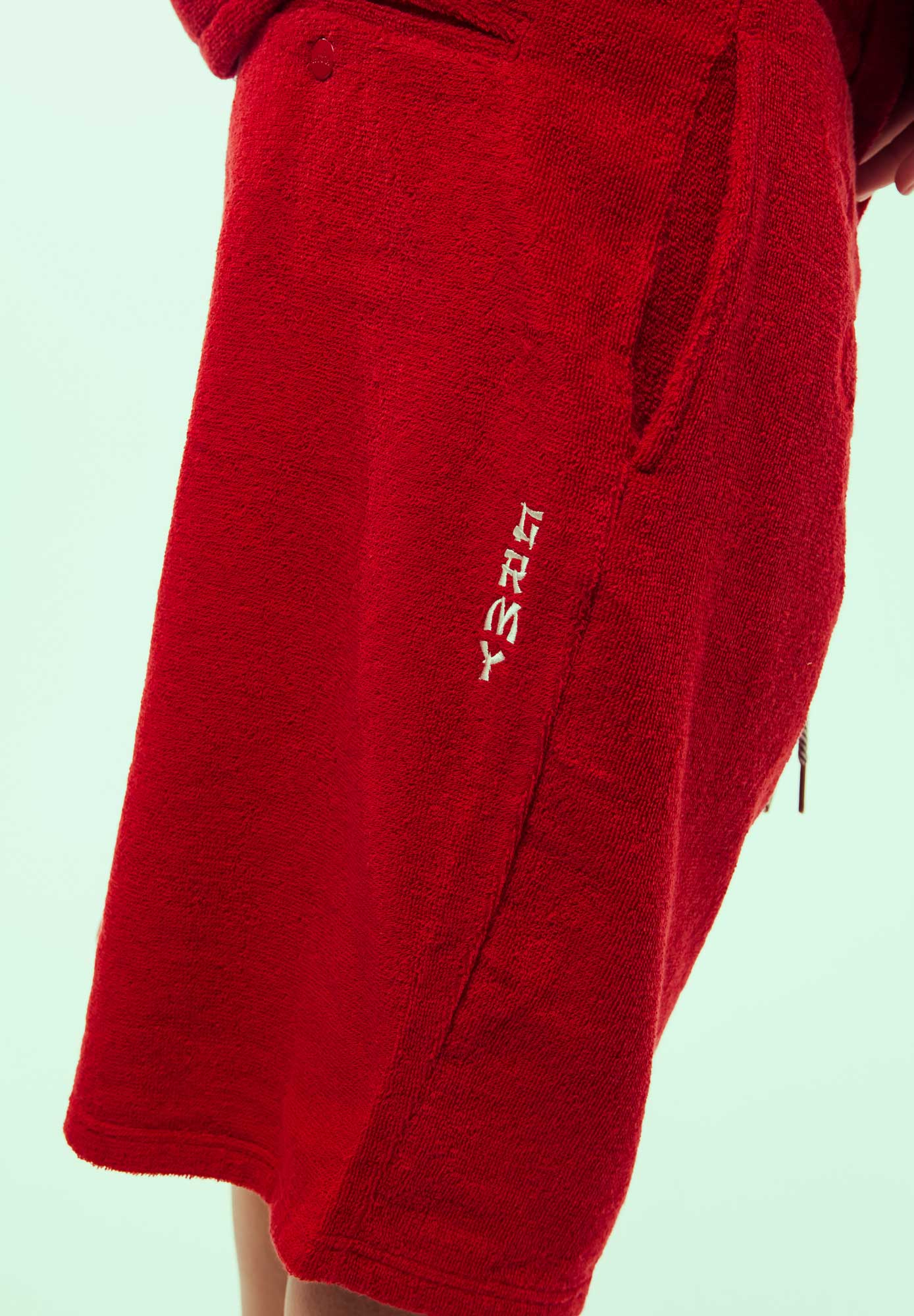 LUCKY DRAGON TERRY TOWELLING BAGGY SWEATSHORTS RED