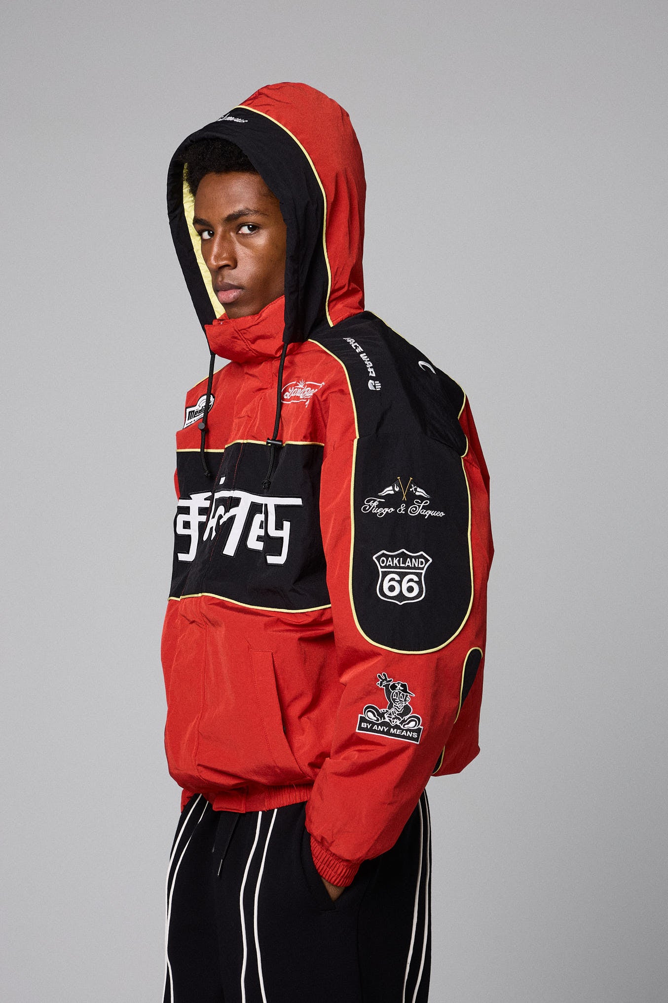 RACE WAR PULL OVER JACKET RED
