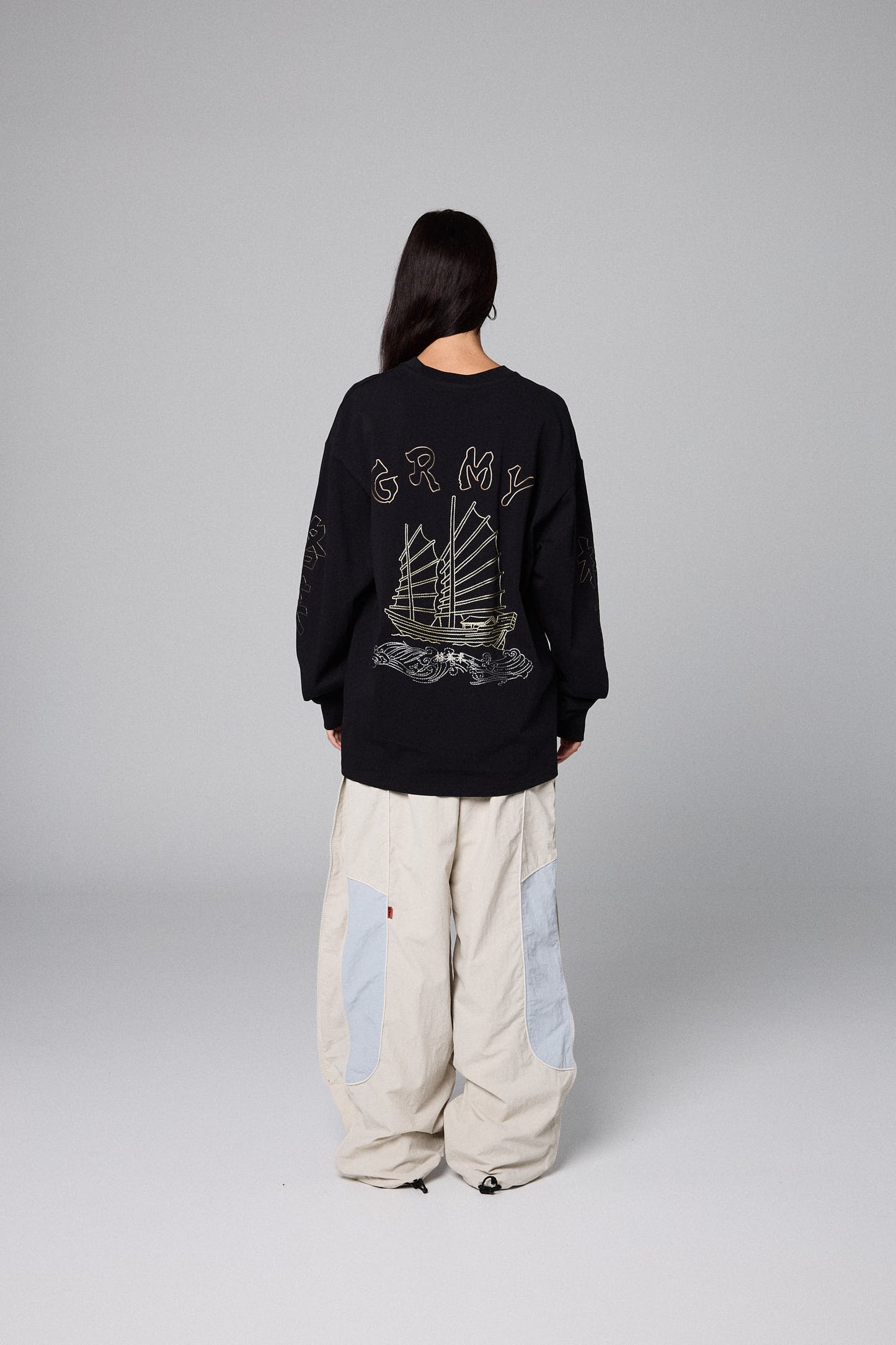 SAMPANS LONG SLEEVE TEE BLACK