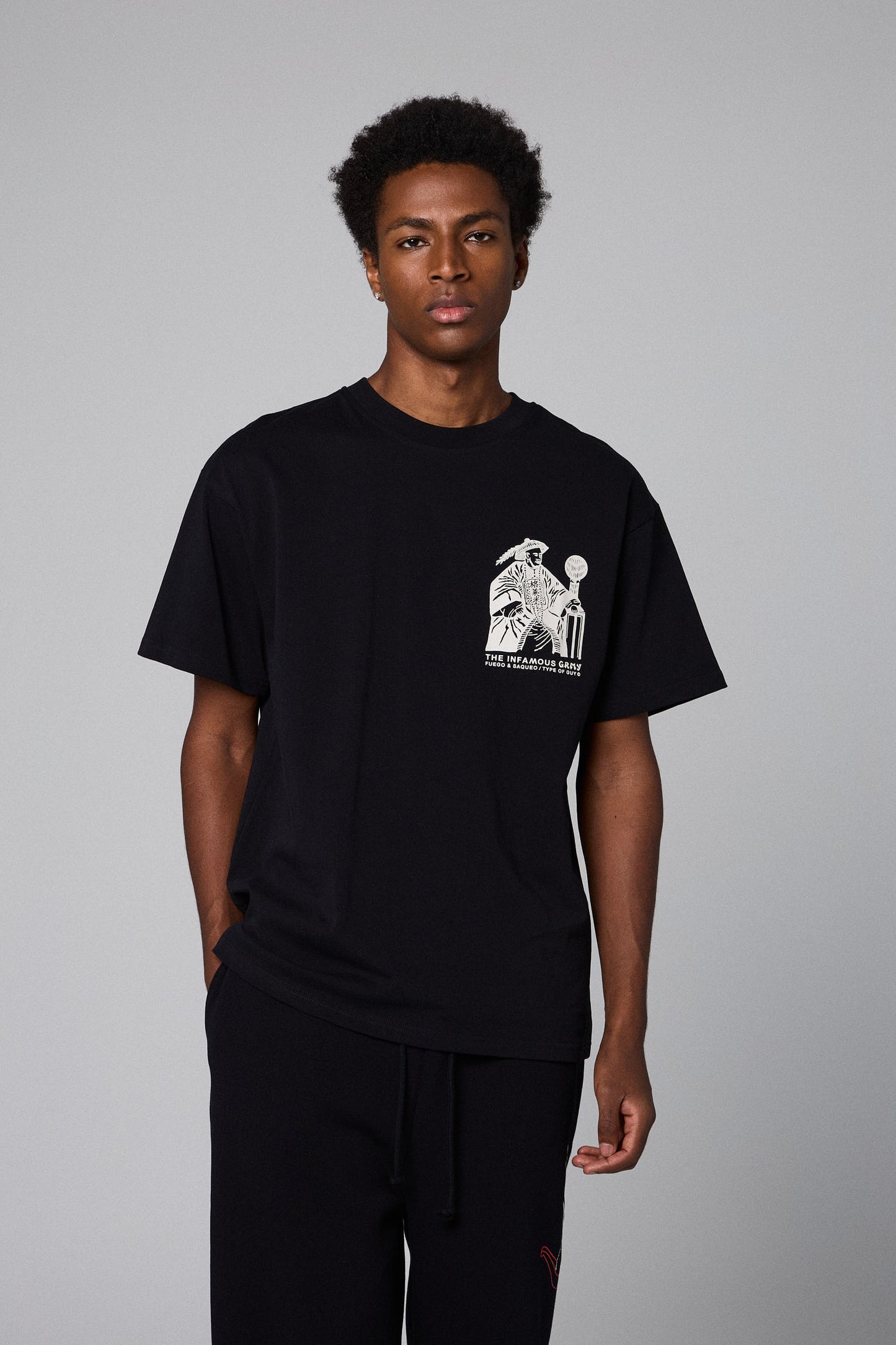 SAMPANS REGULAR TEE BLACK