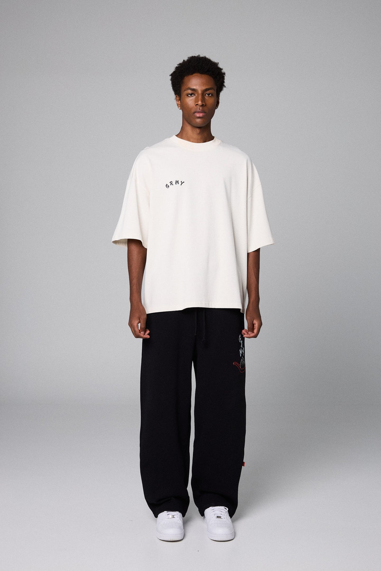 SAMPANS THE LORDS BOXY TEE OFF WHITE