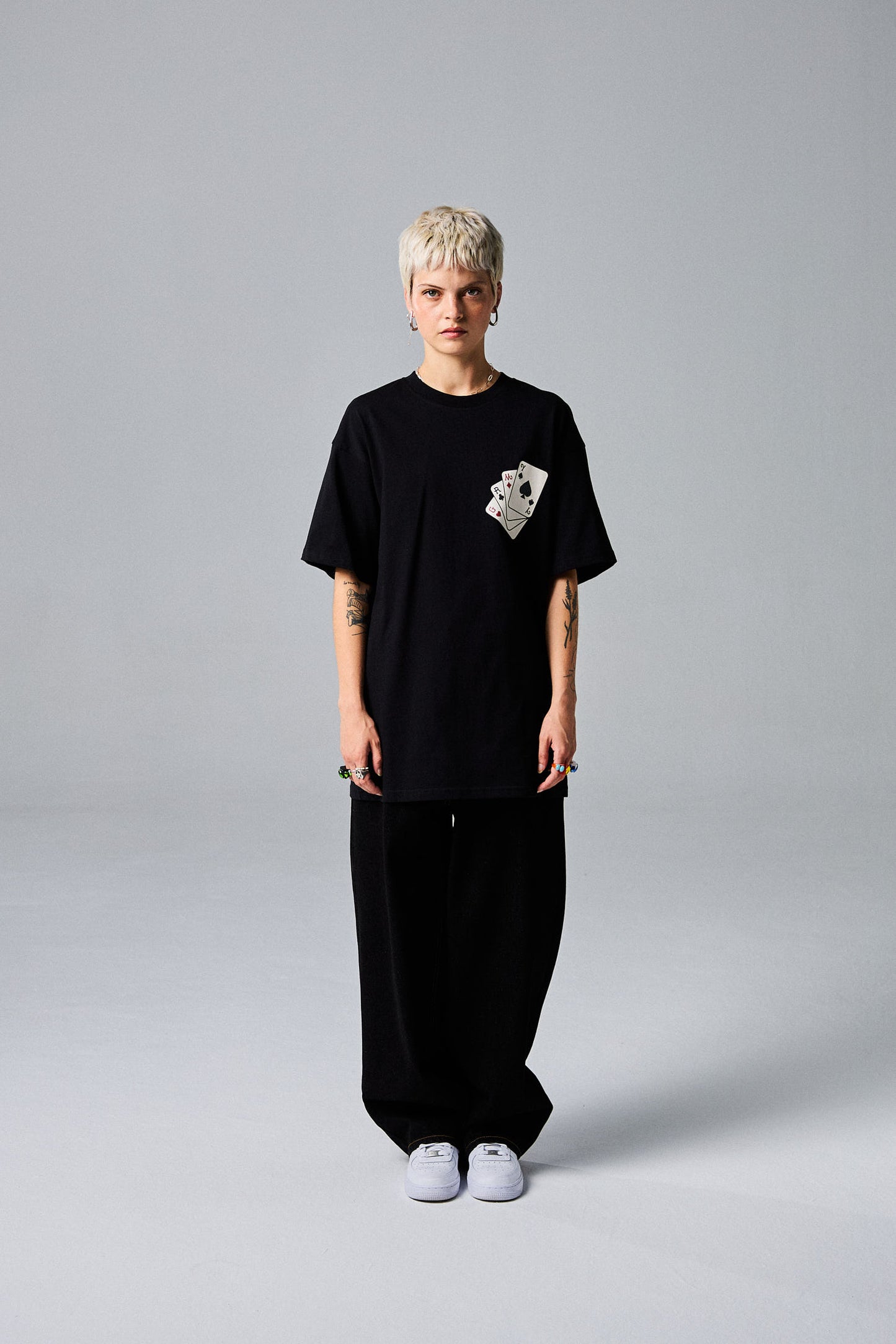 DEEPER REGULAR TEE BLACK