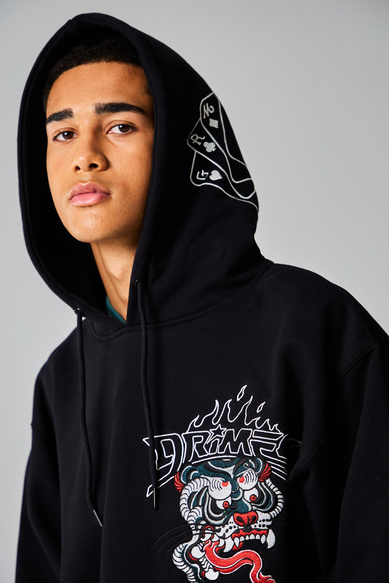 DEEPER HEAVYWEIGHT VINTAGE HOODIE BLACK