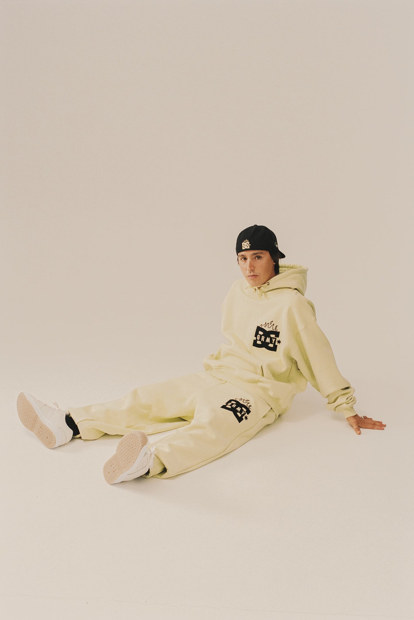 THE SWARM DC SHOES X GRIMEY BOXY HOODIE LIME