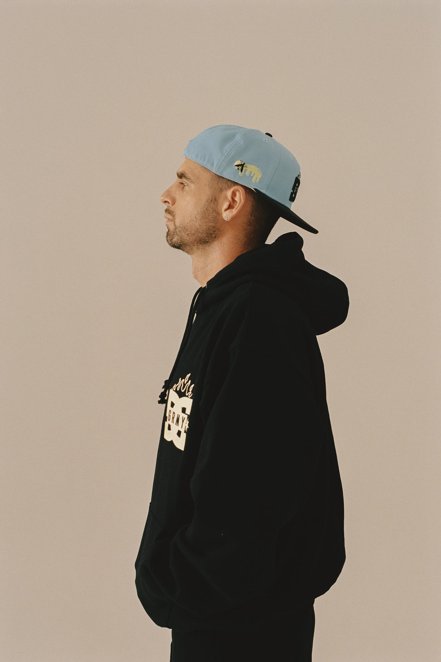 THE SWARM DC SHOES X GRIMEY FITTED CAP BLUE