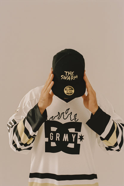 THE SWARM DC SHOES X GRIMEY RAW HONEY FITTED CAP BLACK