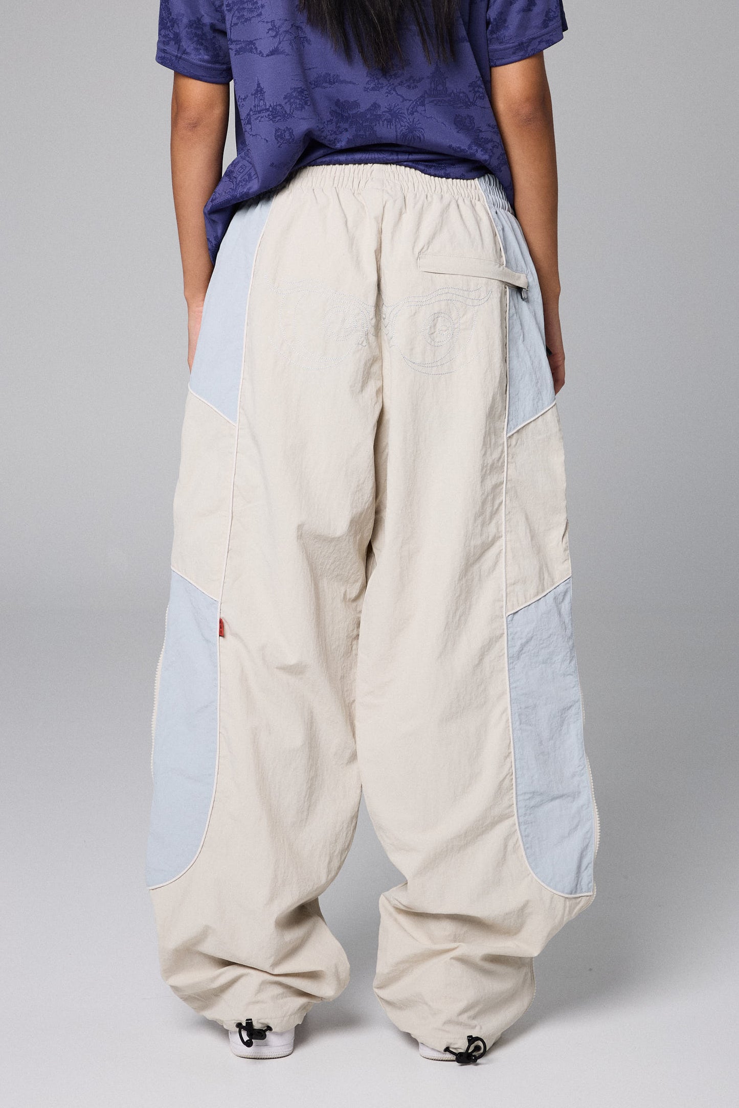 SAMPANS TRACK PANTS OFF WHITE