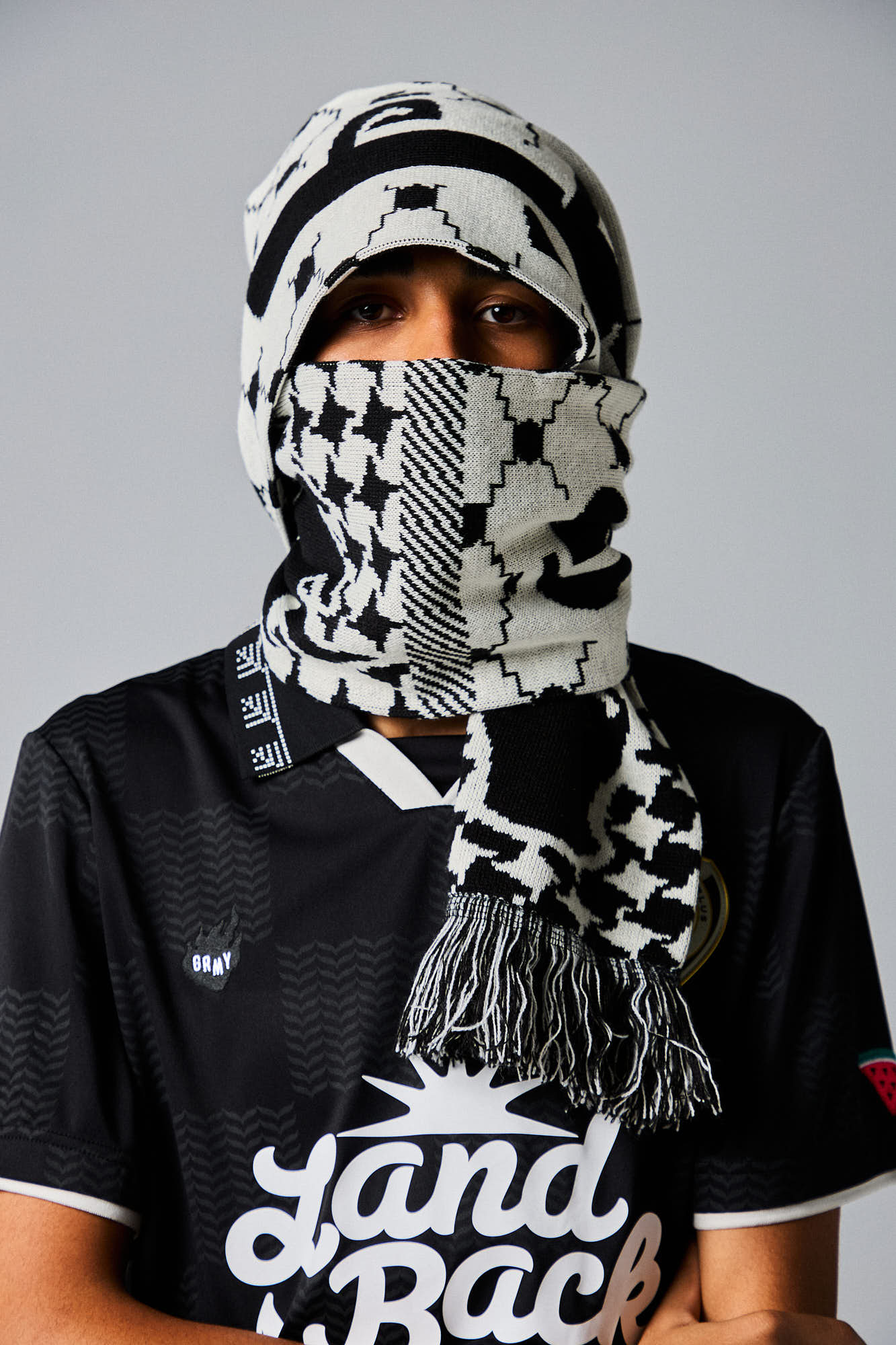 NABLUS LAND BACK SCARF BLACK