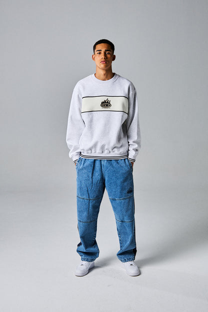 SCRATCHING MEMORIES VINTAGE CREWNECK SPORT GREY