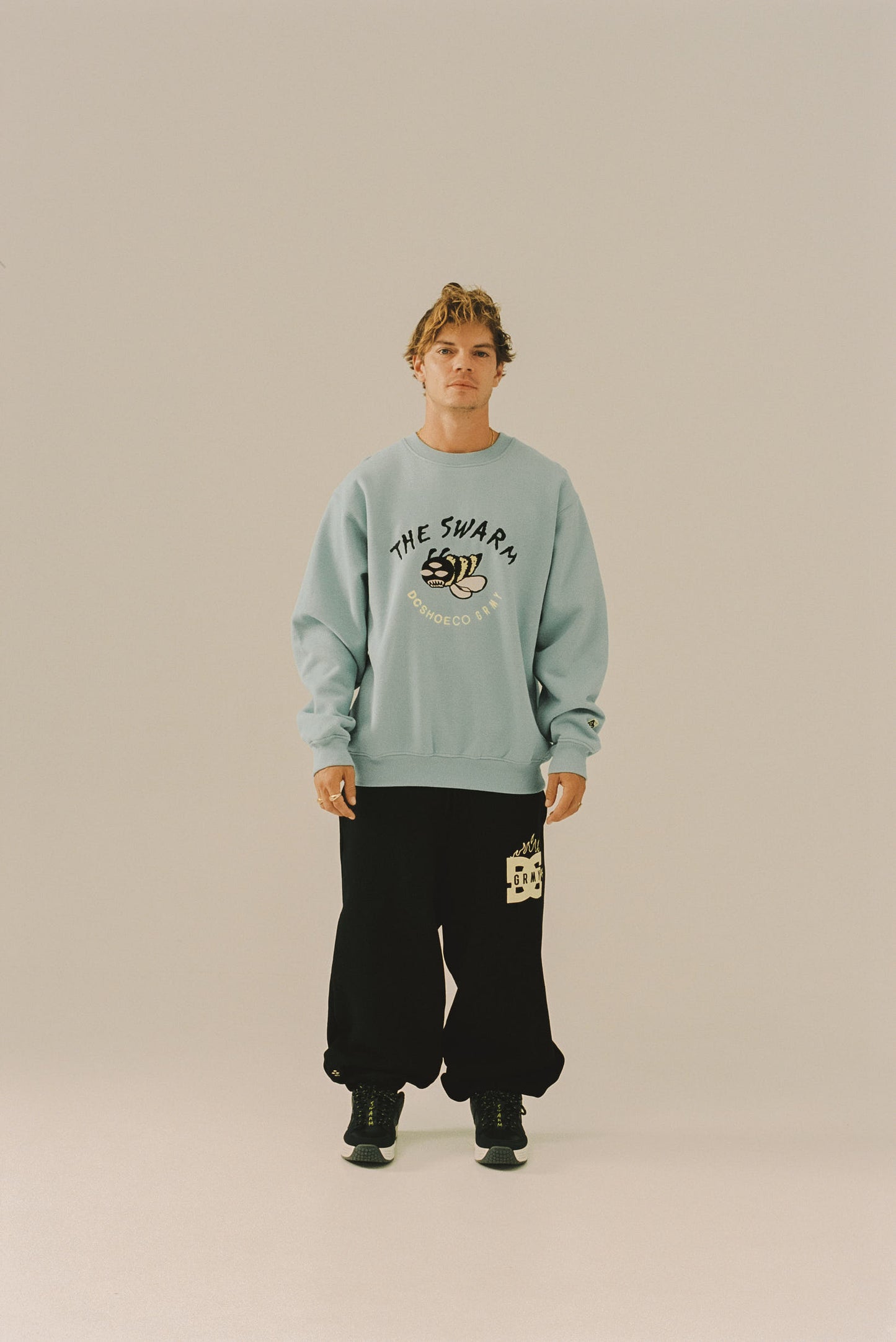 THE SWARM DC SHOES X GRIMEY VINTAGE CREWNECK BLUE