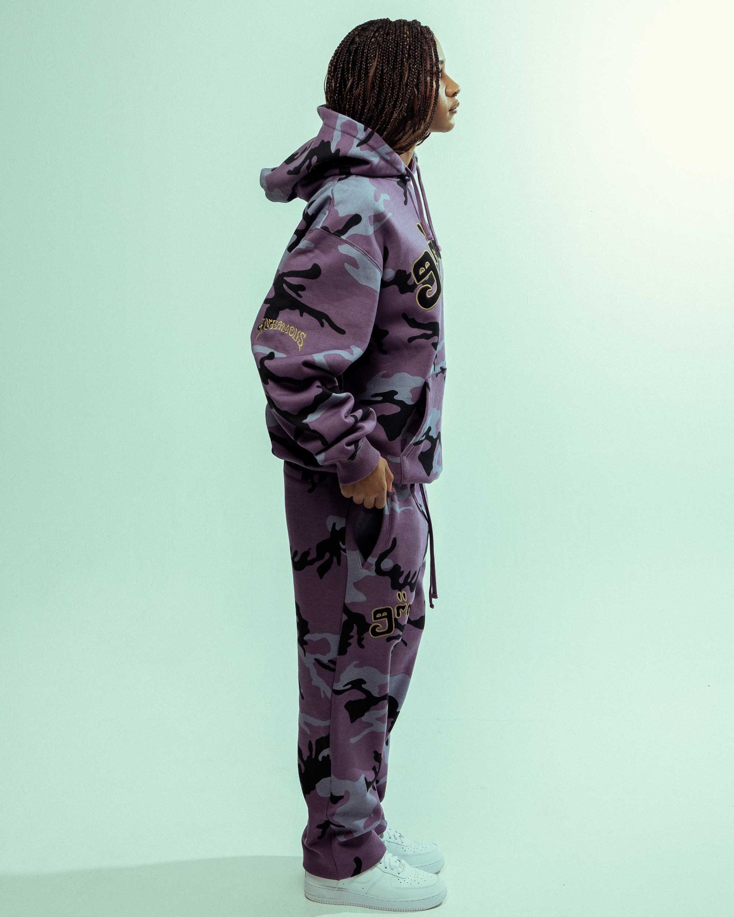 ALL OVER PRINT TUSKER TEMPLE SWEATPANTS PURPLE