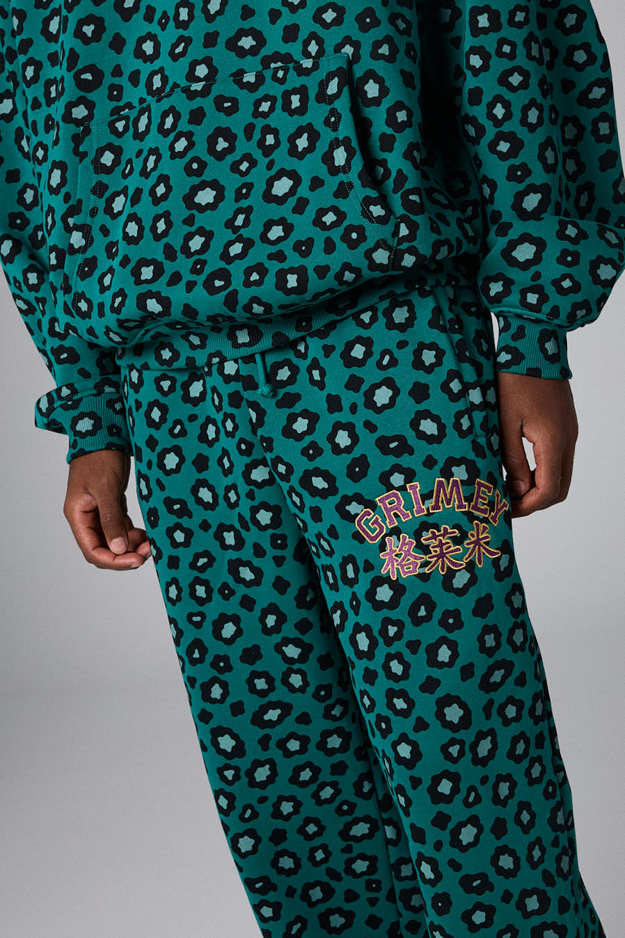 ROYAL PAW SWEATPANTS GREEN