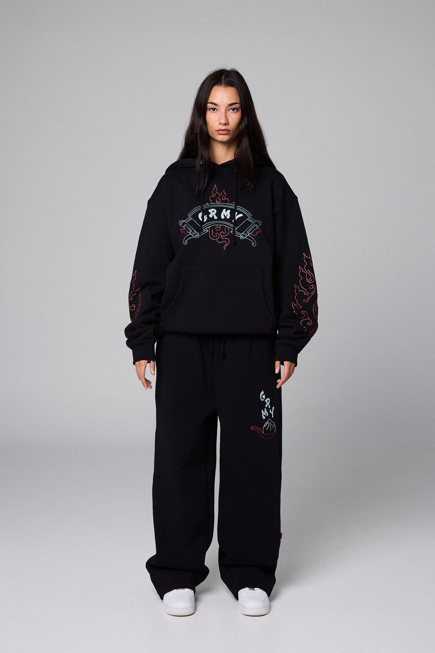 SAMPANS REGULAR HOODIE BLACK