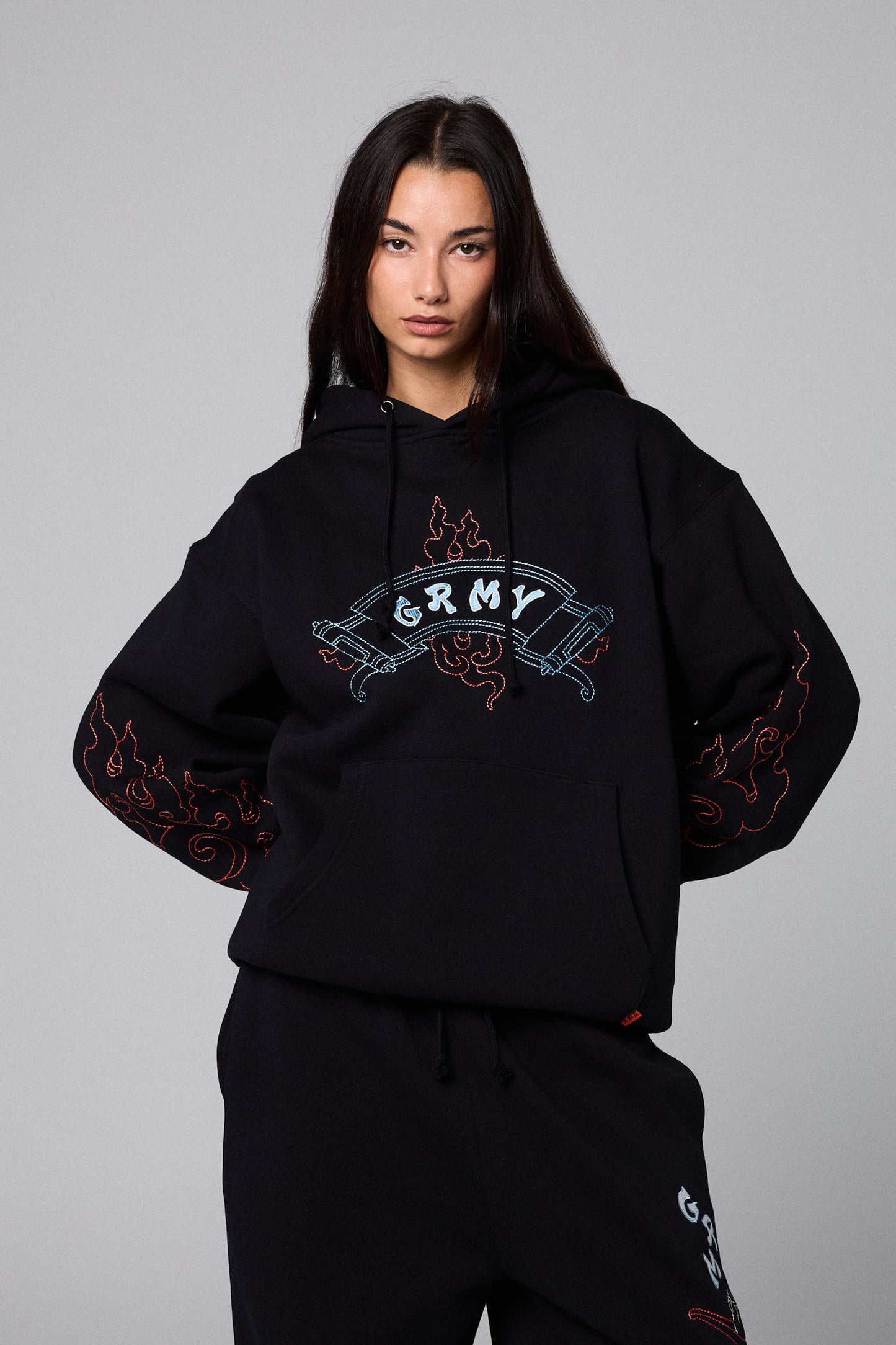 SAMPANS REGULAR HOODIE BLACK