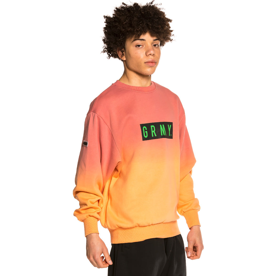 GRIMEY FRENZY GRADIENT CREWNECK PINK